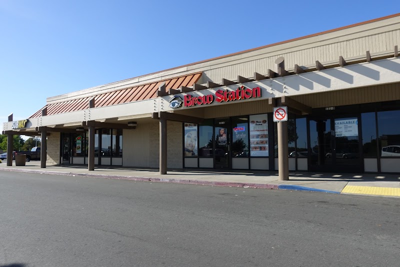 Photo of Eyebrow Station