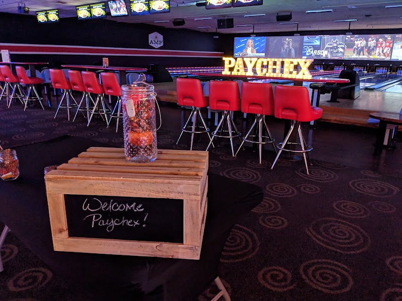Bowlero Rochester photo 2