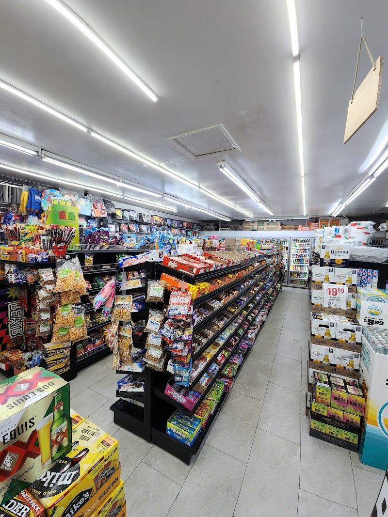 Apollo Beach Food Mart photo 2
