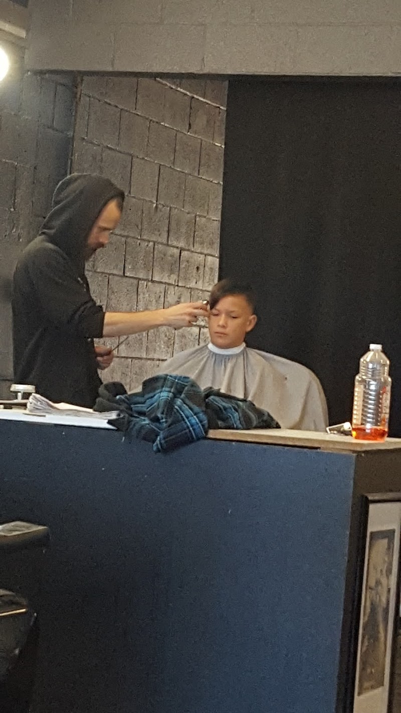 Nino's Cut and Shave photo 4