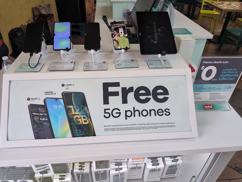Total Wireless photo 5