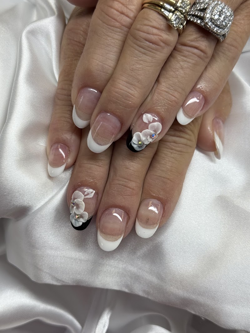YC Nails Salon photo 4