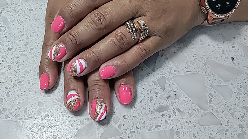 Diamond Nails & Spa photo 5