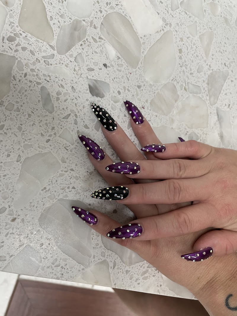 Diamond Nails & Spa photo 3