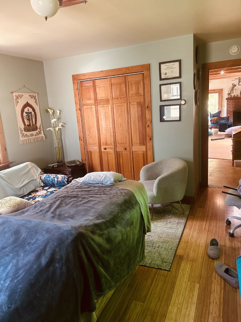 Thriving Oak Wellness: Massage and Psychotherapy photo 3