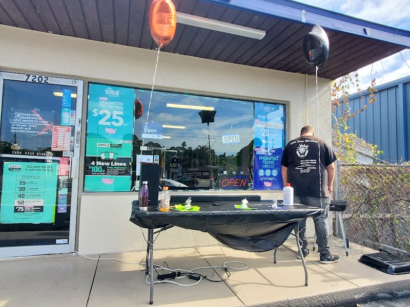 TAKE OVER WIRELESS & SMOKE SHOP photo 5