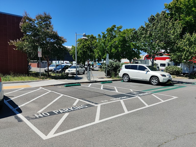 ChargePoint Charging Station photo 2