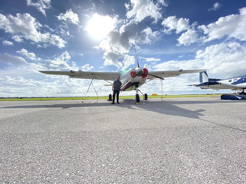 Lake Wales Municipal Airport photo 3