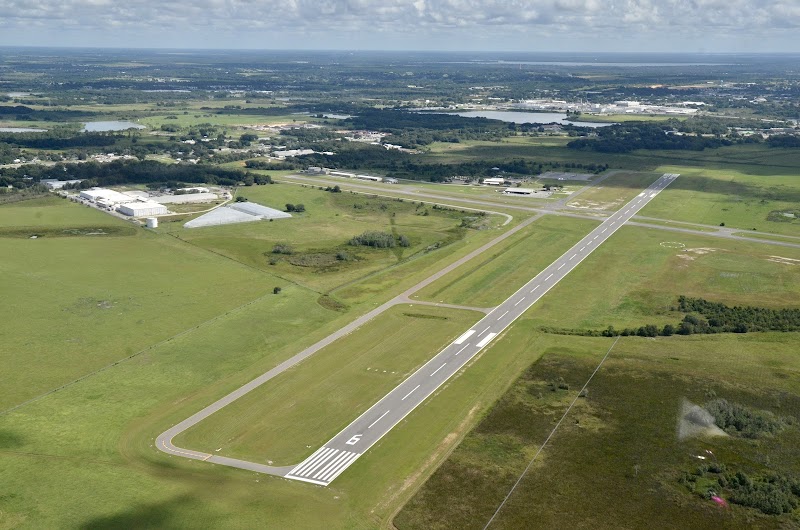 Photo of Lake Wales Municipal Airport