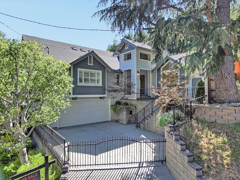 Tim Fiebig - Real Estate on a Higher Level photo 3
