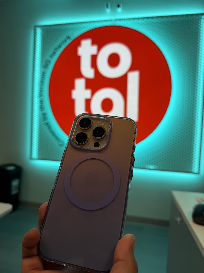 Total Wireless photo 5