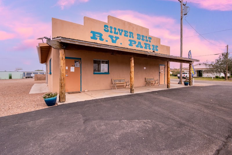 Silverbelt Stays & Laundromat photo 3