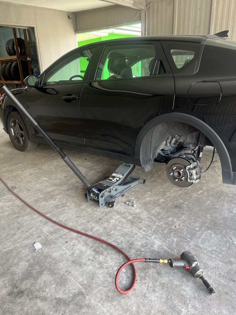 Hahn's Tire Outlet photo 2