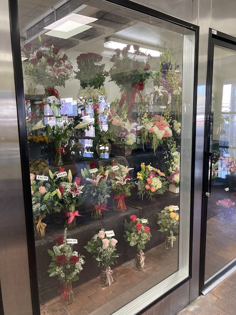 Dottie's Flowers & Plants