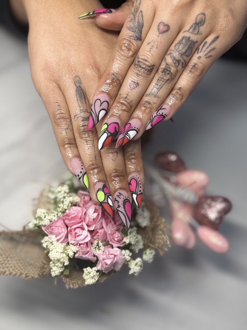 Super Spa & Nails photo 2