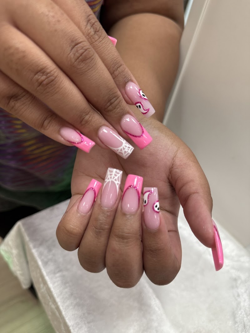 Super Spa & Nails photo 3