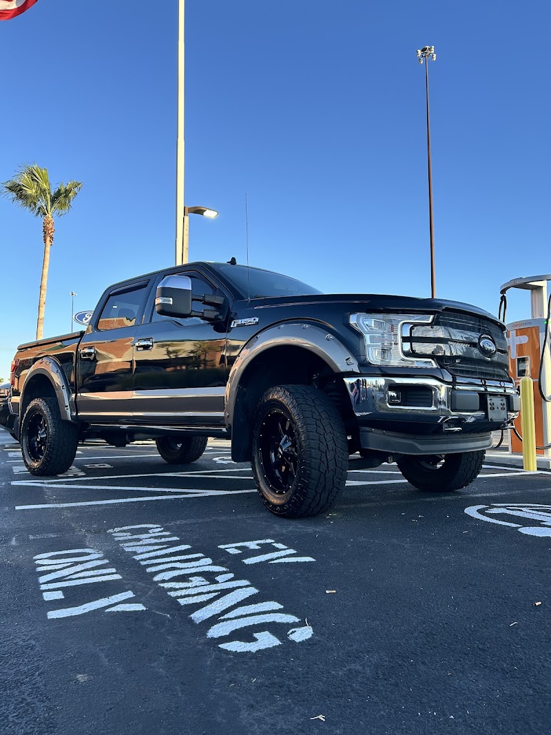 Gator Ford photo 5