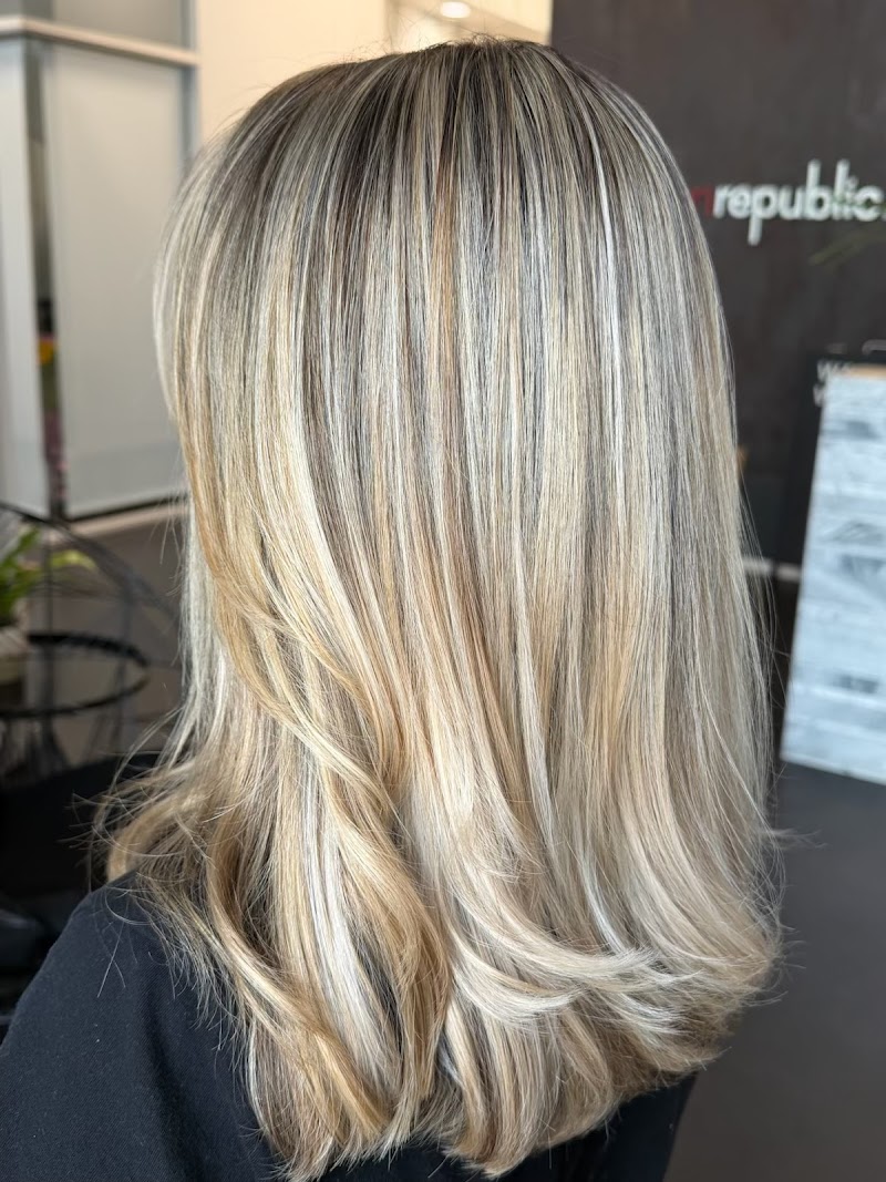 Liz H. Hair Studio by Lizette Hernandez photo 5