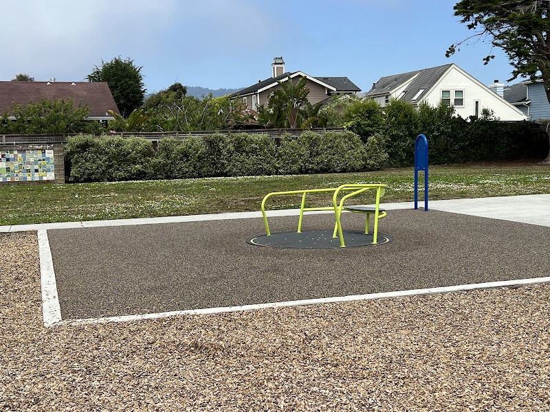 Ocean View Park photo 2