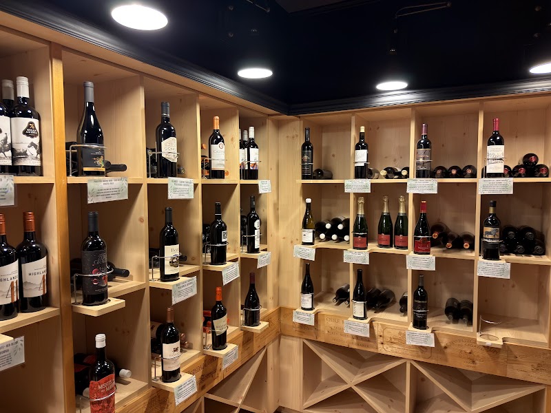 WINEOT Wine Bistro photo 5