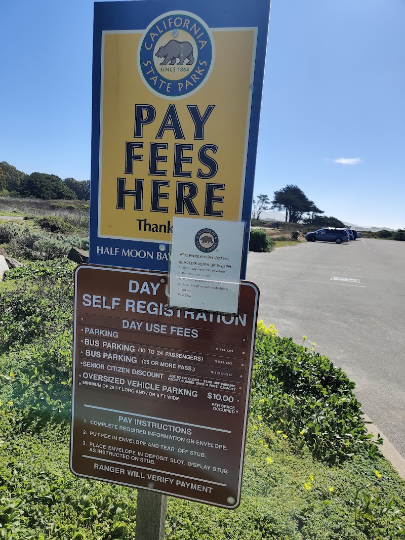 Half Moon Bay State Beach- Dunes Beach Parking Lot photo 5