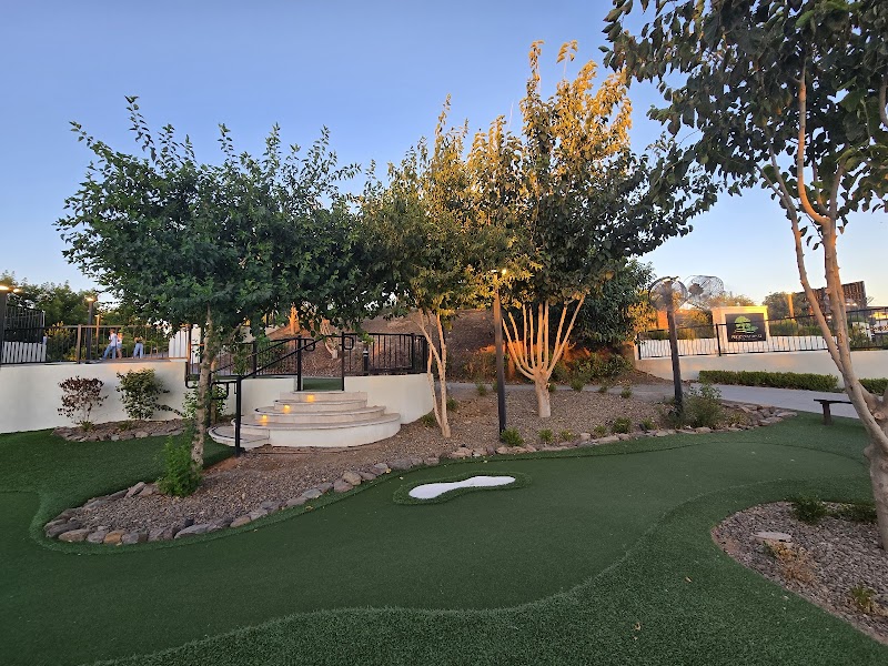 Pecan National Putting Course photo 2