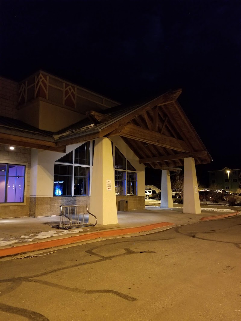 Skyline Cinema 8 photo 5