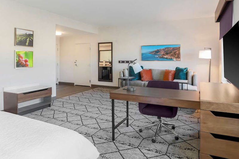 Hampton Inn & Suites Windsor - Sonoma Wine Country photo 5