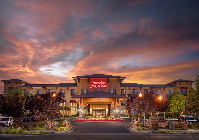Photo of Hampton Inn & Suites Windsor - Sonoma Wine Country