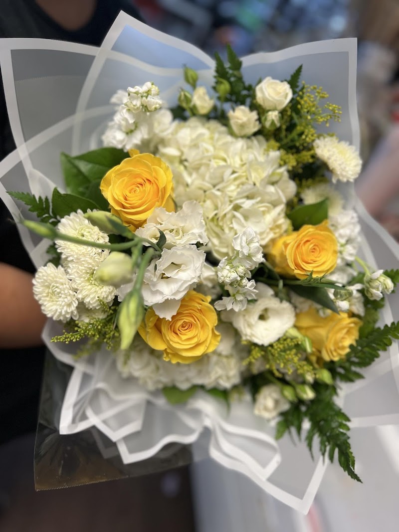 Pittsburg Florist & Gifts photo 4