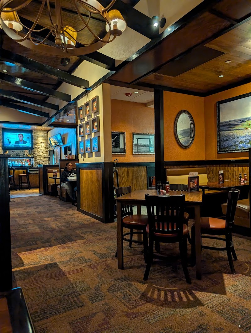LongHorn Steakhouse photo 3
