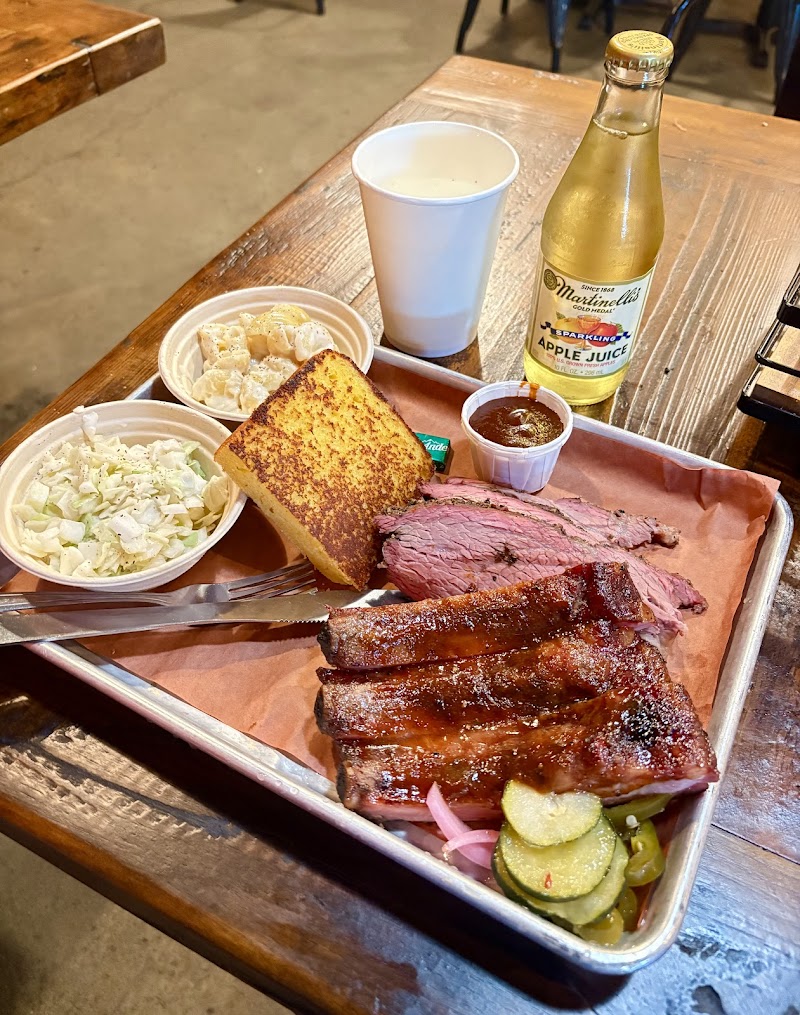 Canyons Barbeque photo 3