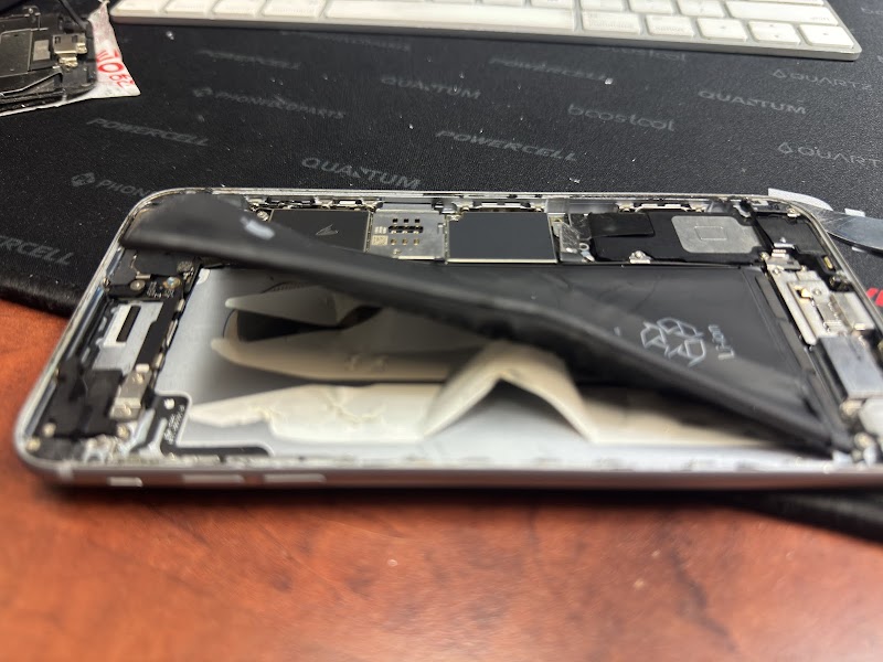 Photo of IPHONE REPAIR SERVICE