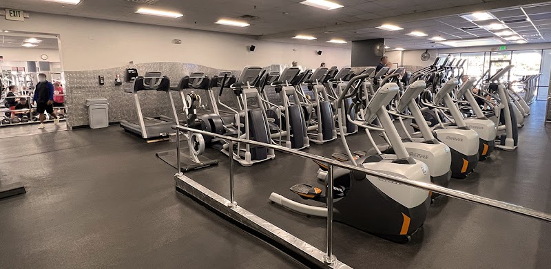 24 Hour Fitness photo 5