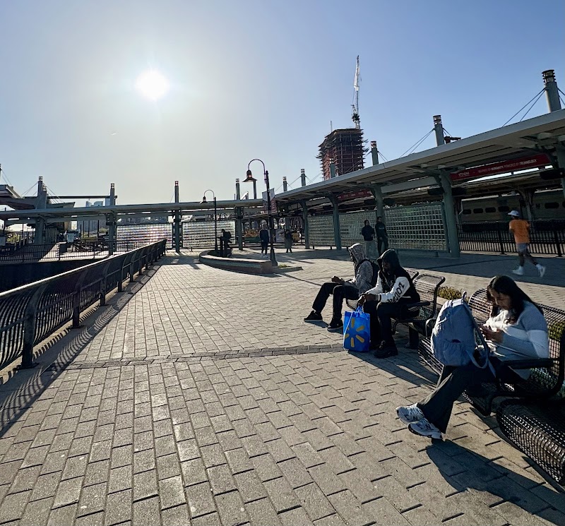 Hoboken / NJ Transit Terminal photo 3