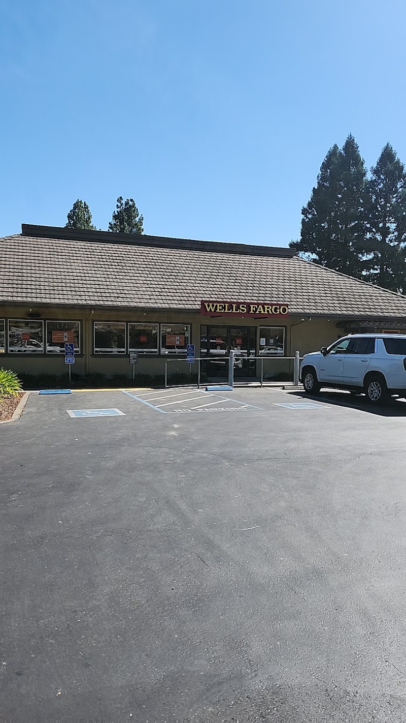Wells Fargo Bank photo 4