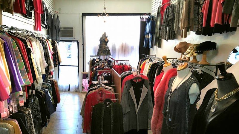 V Boutique photo 2