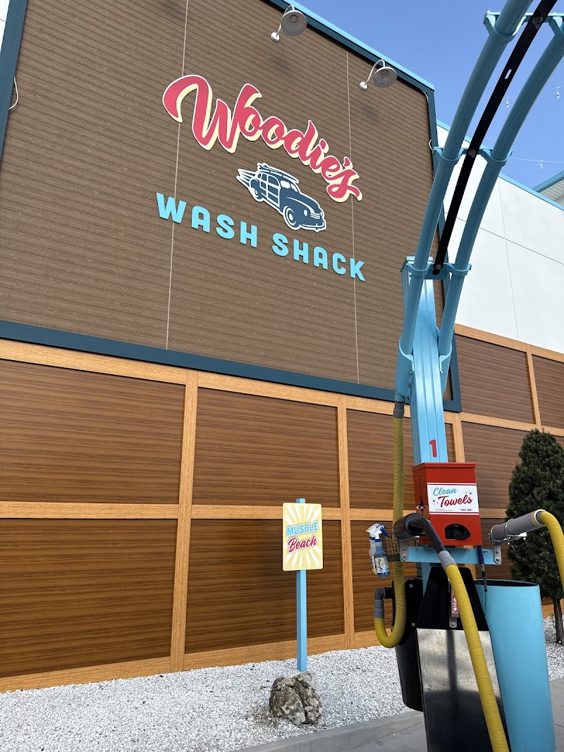 Woodie's Wash Shack - Cypress Creek photo 2