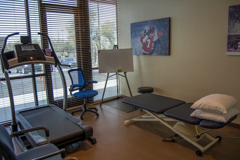 Bodycentral Physical Therapy - Tucson and Physical Therapy Marana Sports Medicine & Concussion Center photo 5