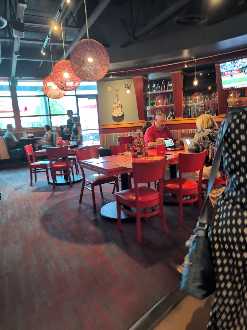 Red Robin Gourmet Burgers and Brews photo 5