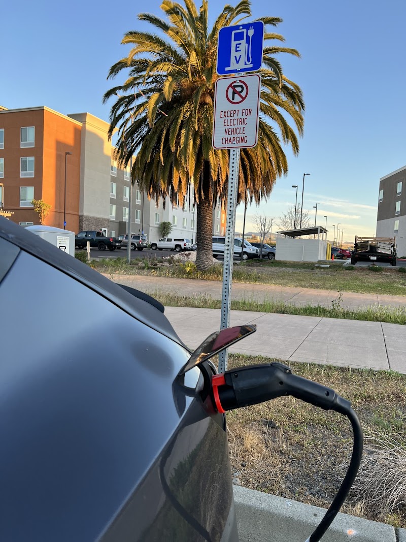 ClipperCreek Charging Station photo 3