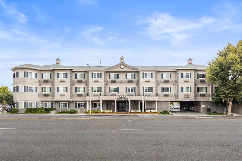 Photo of Parking @ Hotel 1550 SFO Airport - Free Shuttle