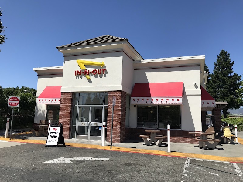 Photo of In-N-Out Burger