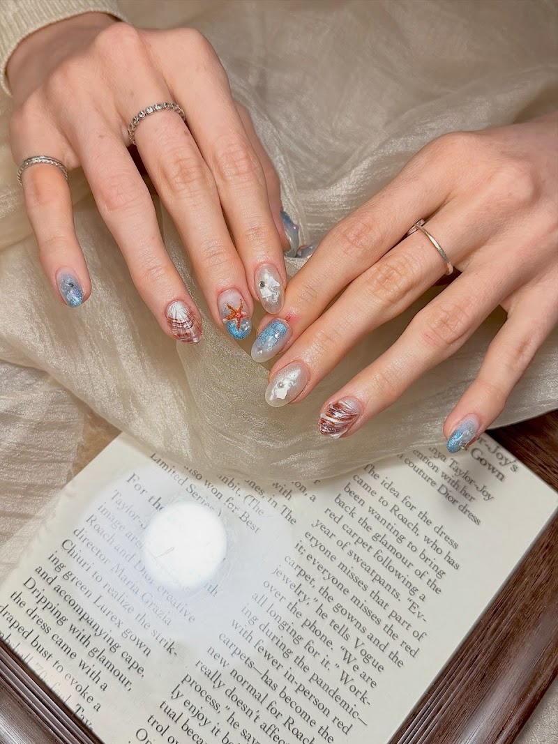 Aperson nail studio photo 2