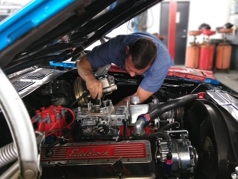 Unique Engineering And Repair photo 4