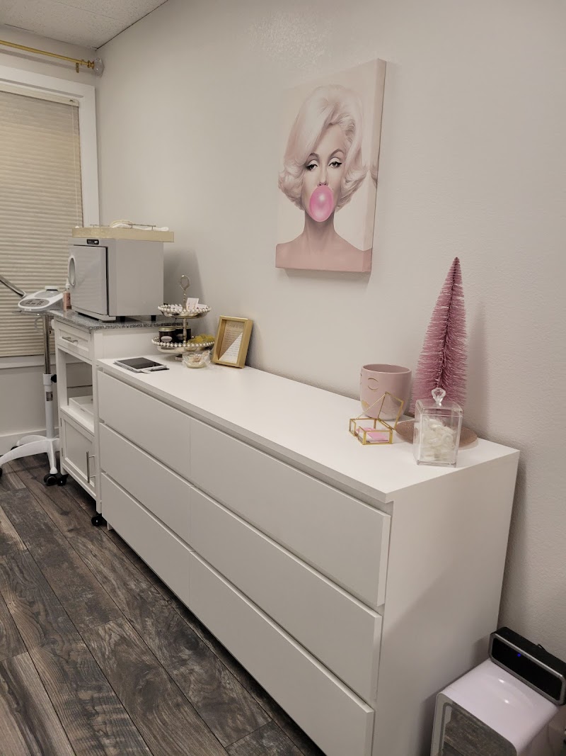 Dolled Up Beauty Lounge photo 3