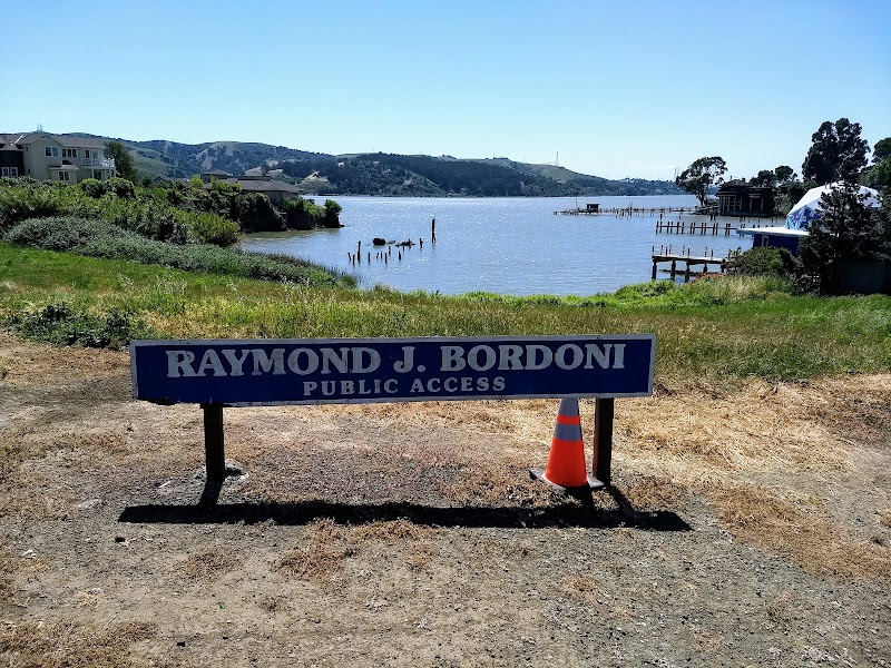 Raymond J. Bordoni Public Access Beach photo 5