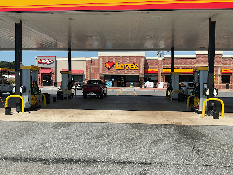 Love's Travel Stop photo 3