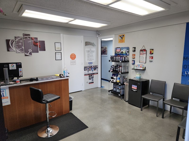 J.E.V. Automotive photo 5