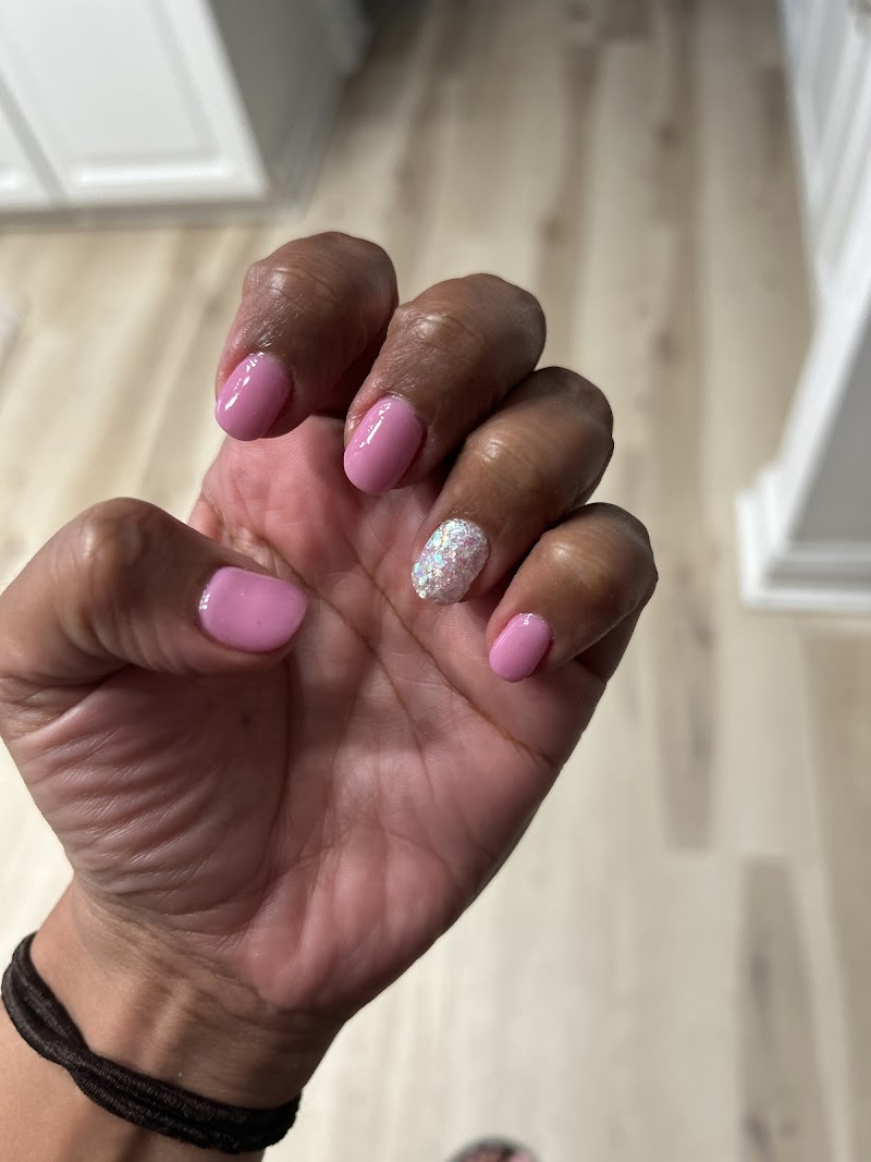 Jade Nails photo 2